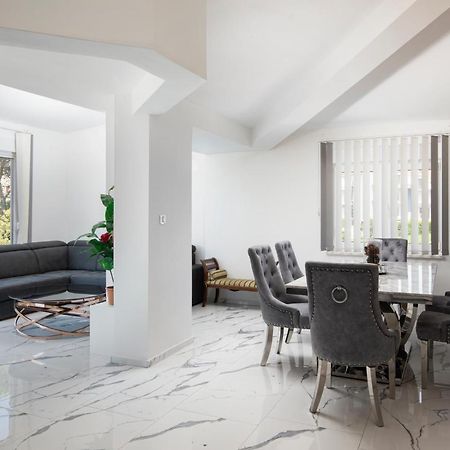 Pjescana Uvala Sea View Apartment מראה חיצוני תמונה