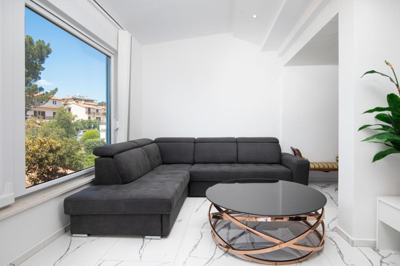 Pjescana Uvala Sea View Apartment מראה חיצוני תמונה