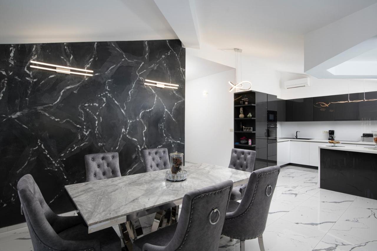 Pjescana Uvala Sea View Apartment מראה חיצוני תמונה