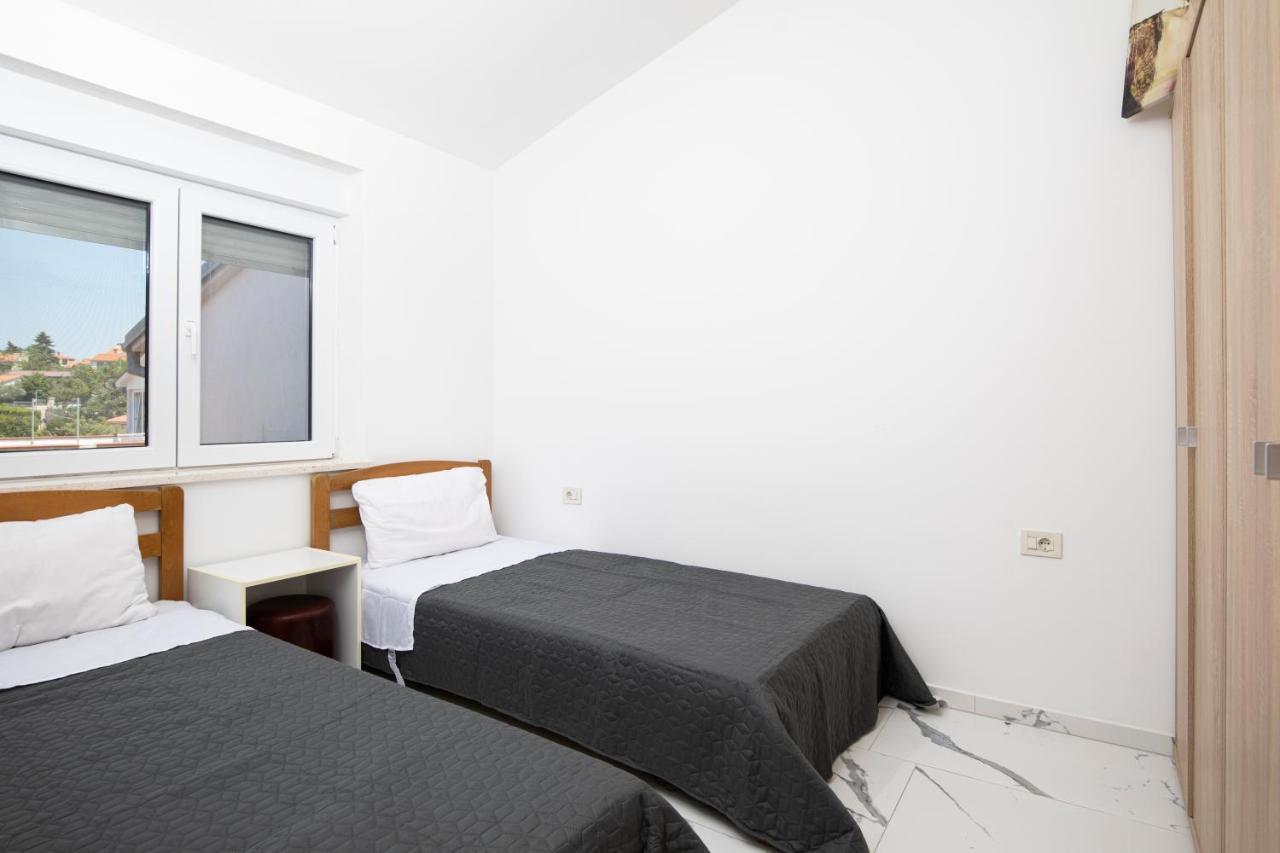 Pjescana Uvala Sea View Apartment מראה חיצוני תמונה